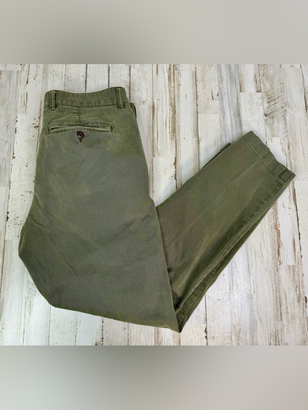 L.L. Bean Pants Mens 35x30 Green Standard Fit Khaki Chino Straight Pant Outdoors